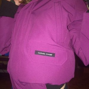 Canada Goose berry BRAND New